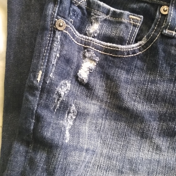 Vigoss mid rise dark wash boot cut distressed jeans Sz 11 - Picture 7 of 10